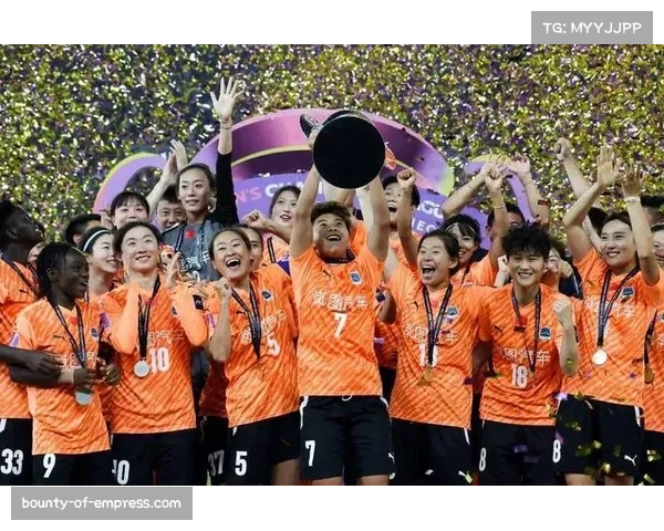 武汉女足半场与奥克兰联战成平局 宋端马君表现活跃频频制造威胁